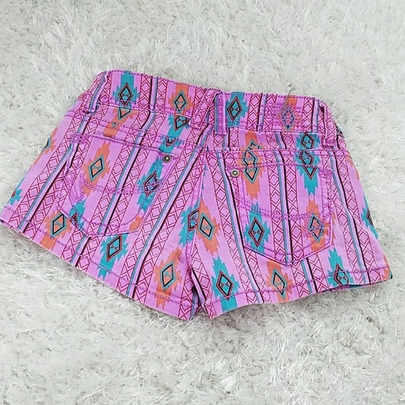 Super cute shorts, size 00 - Picture 2 of 4